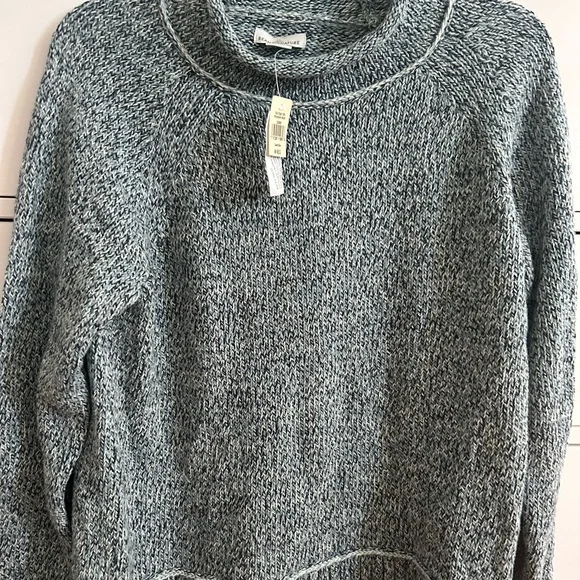 L.L. Bean Women's Gray Cowl Neck Sweater - Picture 1 of 2